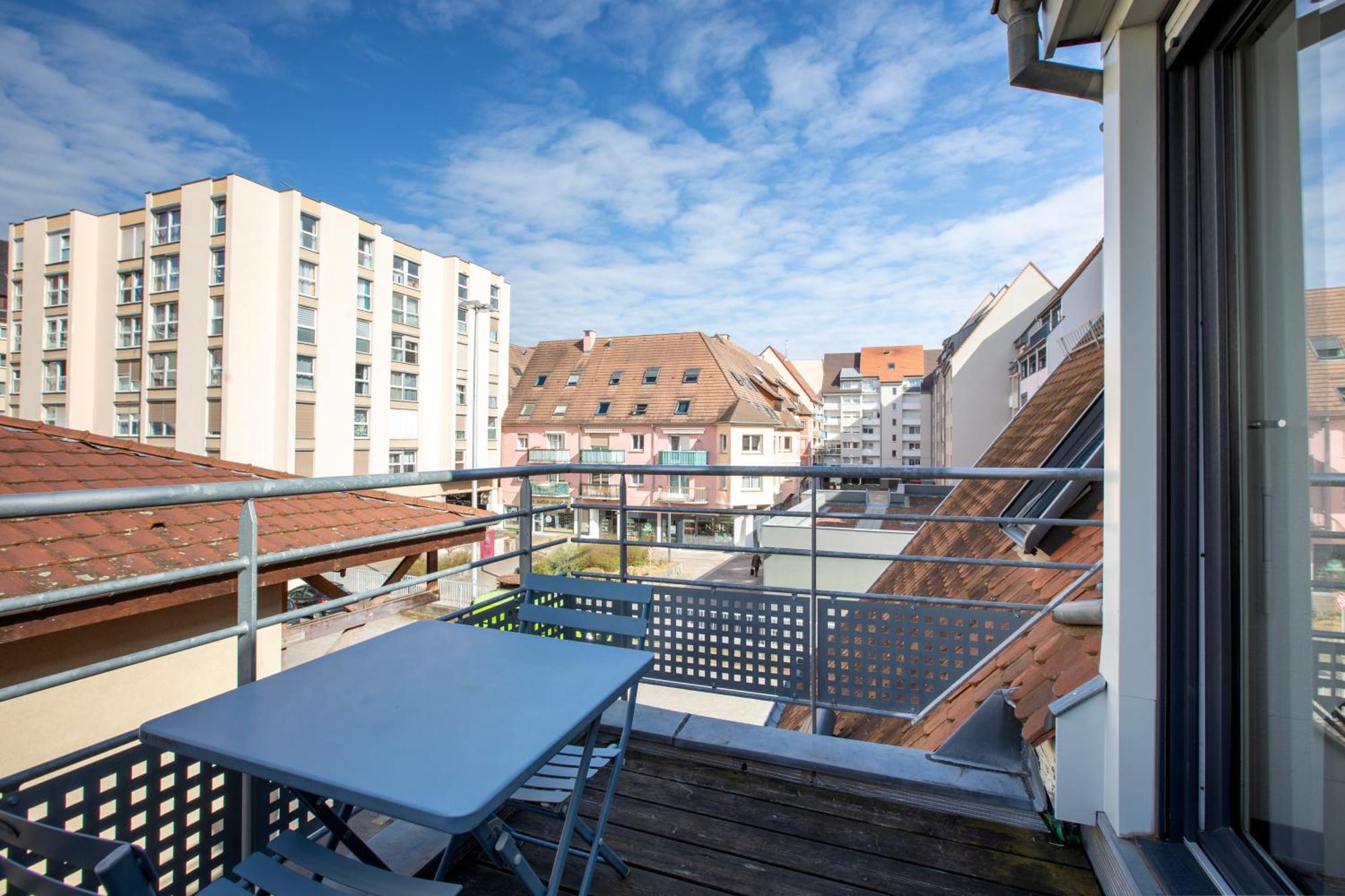 Gite "Schongauer" Hypercentre กอลมาร์ ภายนอก รูปภาพ